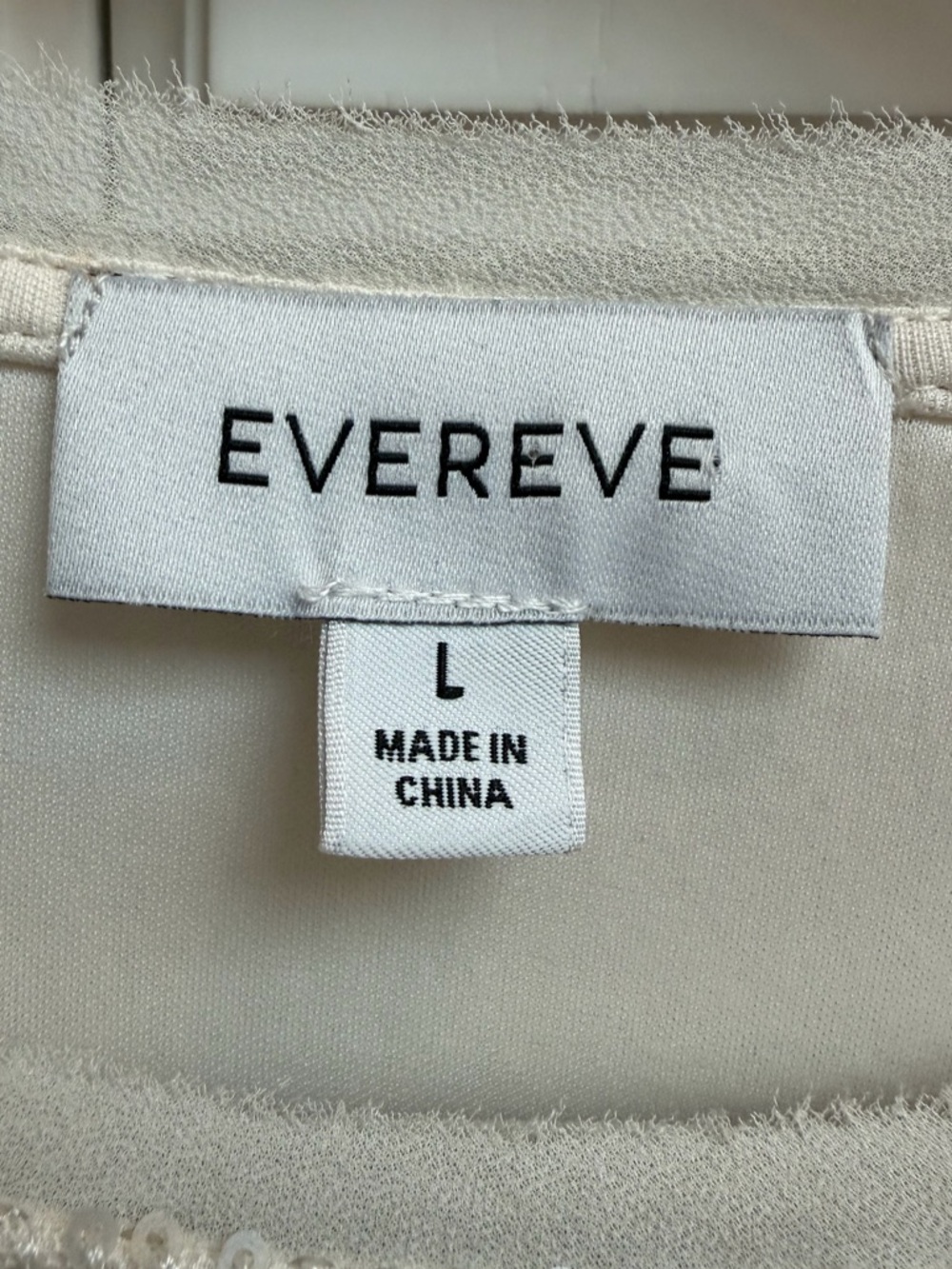 Evereve Cora Sequin Tee in Ivory Cream Size Large - Picture 8 of 9